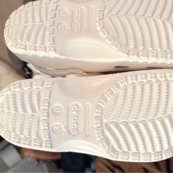 Crocs Classic Clog - White - Picture 2 of 2